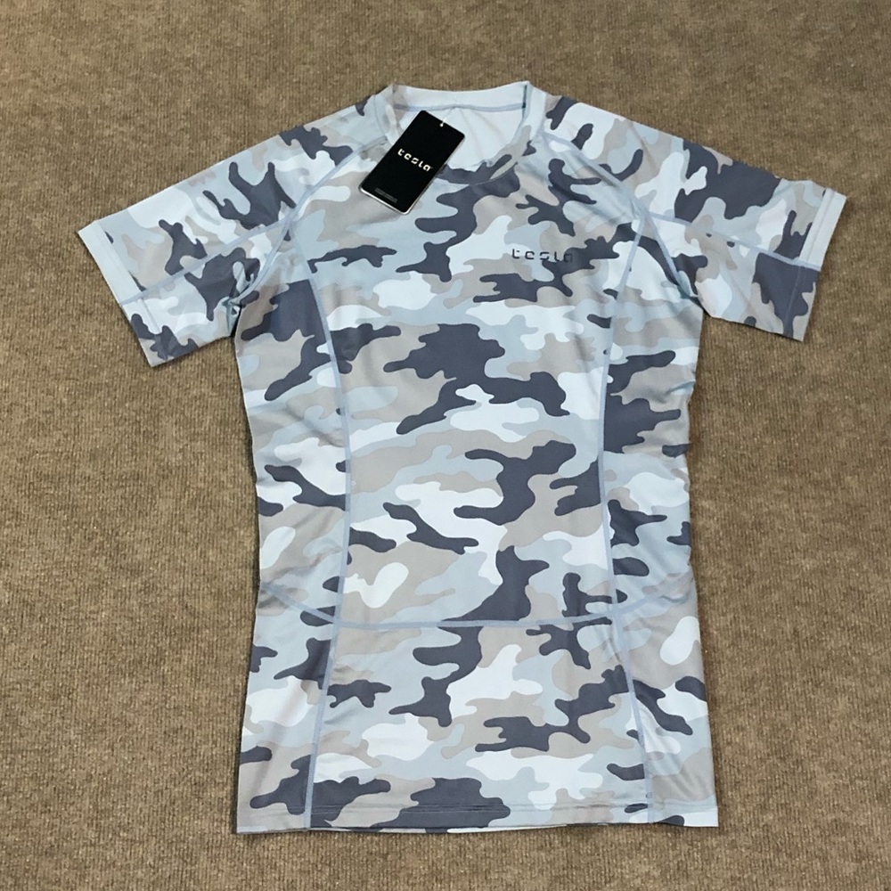 Tesla Performance Shirt - Picture 4 of 15